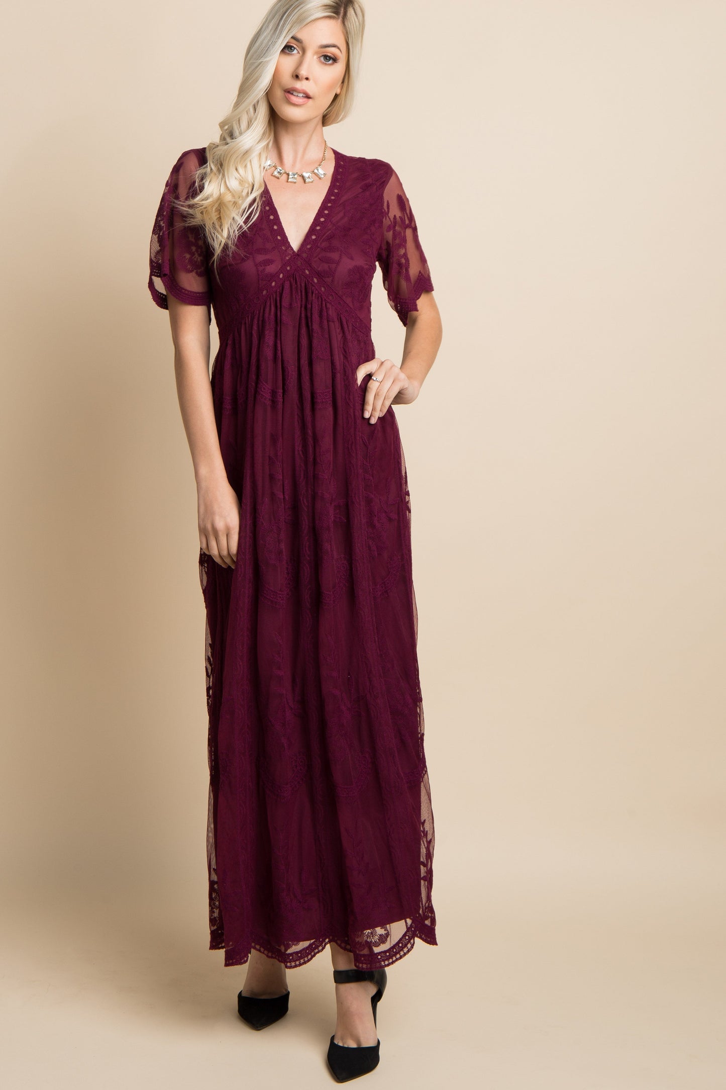 MARIJNEA ® | Burgundy kanten mesh overlay Maxi-Jurk