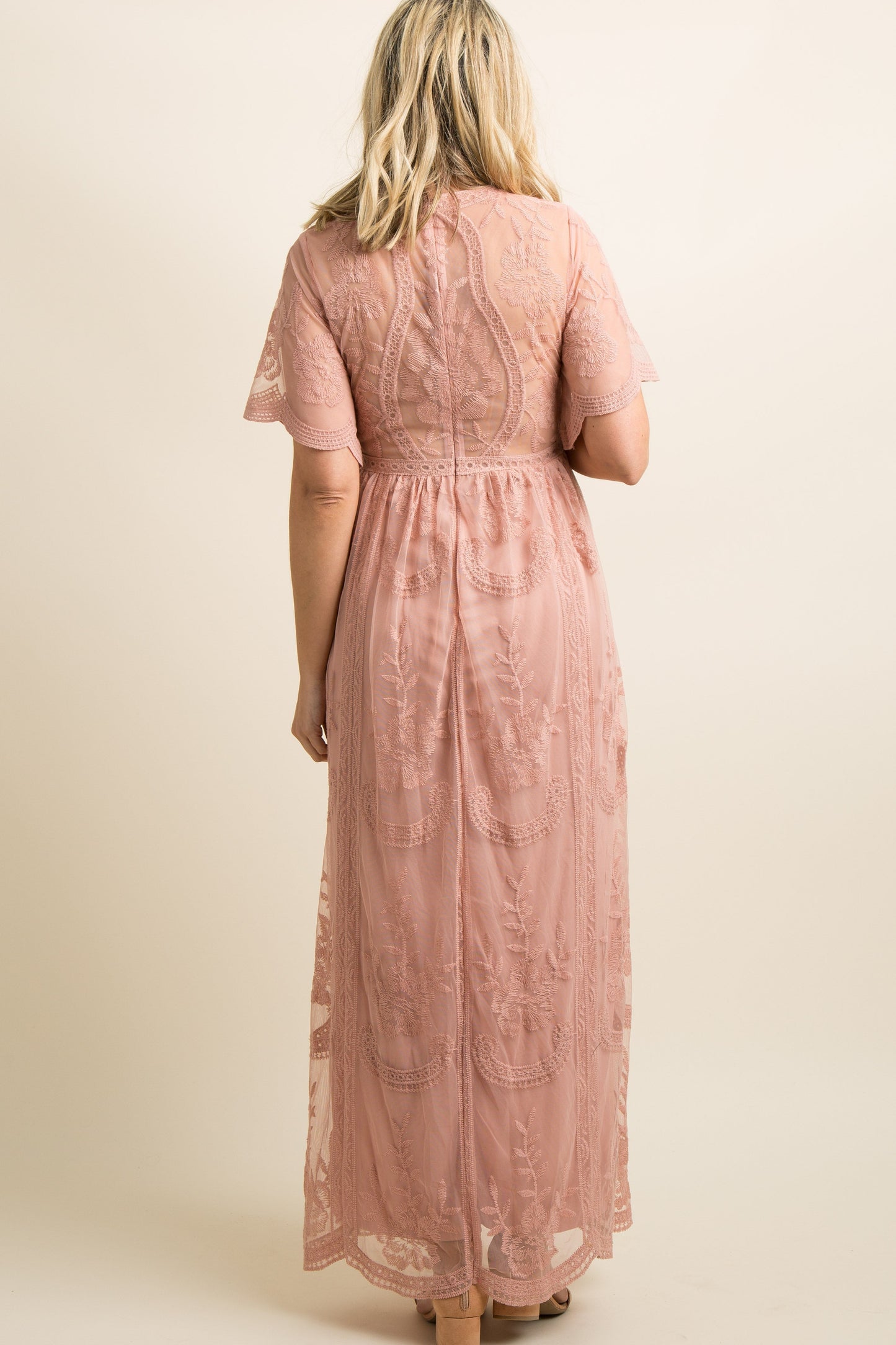MARIJNEA ® | Roze kanten mesh overlay Maxi-Jurk