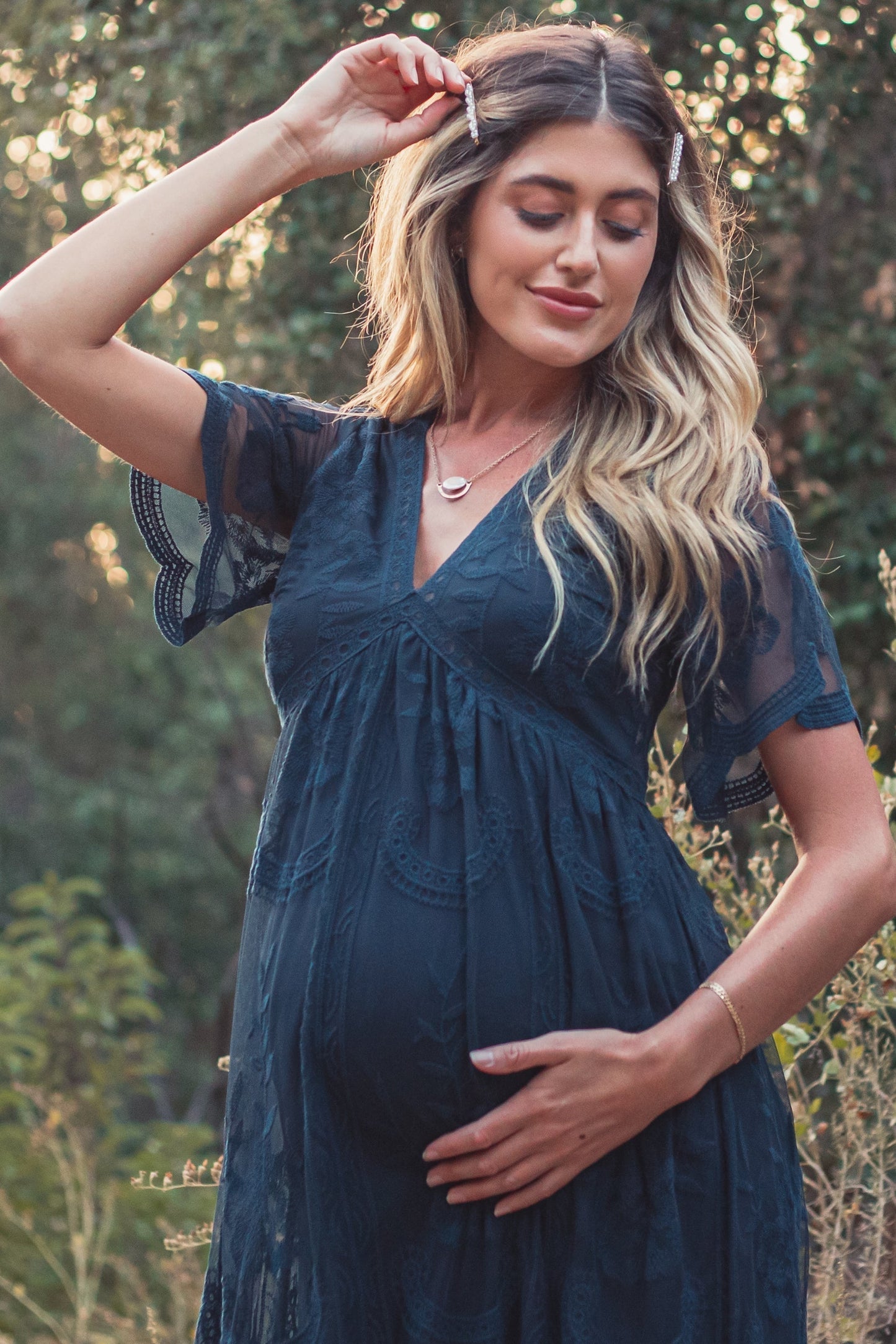 MARIJNEA® | Donker blauw kanten mesh overlay Maxi-Jurk